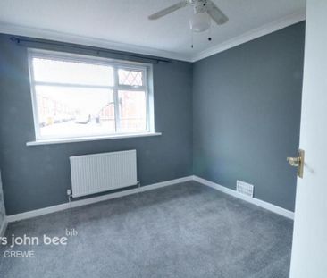 2 bedroom bungalow to rent - Photo 2