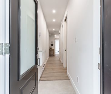 6889 Rue Mazarin, H4E2X8, Montréal - Photo 2