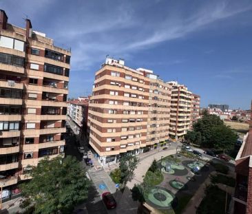 León Capital - Photo 5