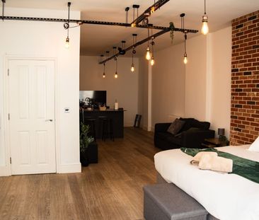 Studio Flat, Stone Street, BN1 - Photo 6