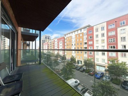 Studio to rent - Photo 2