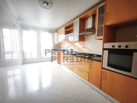 Apartamento T3 em Lisboa - Photo 4