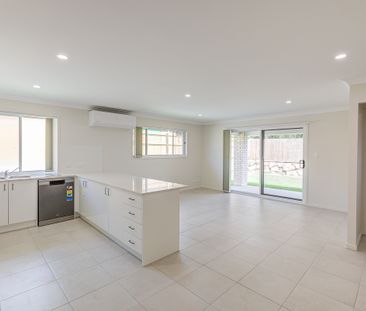 Brand New Family Home! - Photo 1
