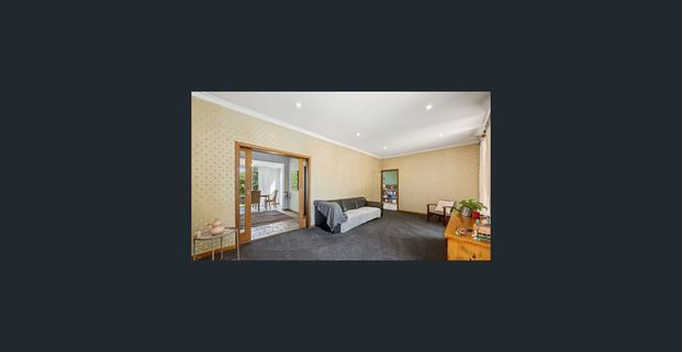 SPACIOUS FAMILY HOME WITH POOL, STUDIO & PRIME BOORAGOON LOCATION - Photo 1
