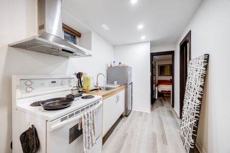 For Lease - 14 Bellwoods Avenue, Toronto, Ontario - Photo 5