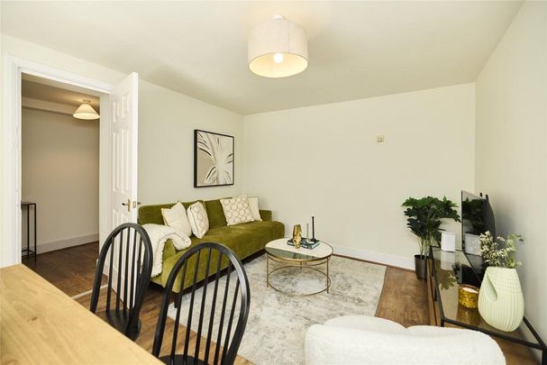 3 bedroom apartment to rent - Photo 1