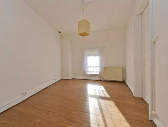 Location Appartement 2 pièces 42 m2 à Saint-Quentin - Photo 5