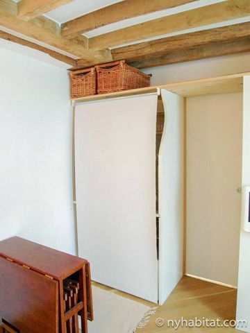 Logement à Paris, Location meublée - Photo 5