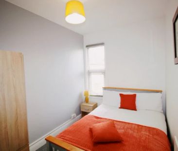 4 Bed 1 Bath - Photo 5