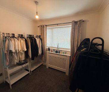 3 bedroom semi-detached house to rent - Photo 6