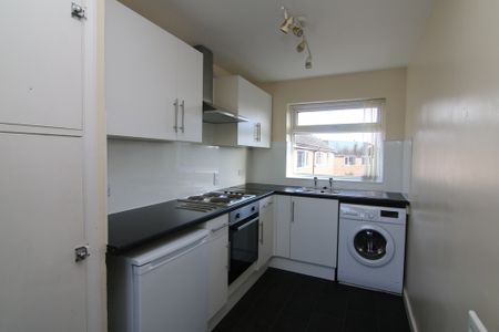 2 Bedroom FLAT, Chester - Photo 4