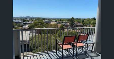 Fully furnished! Great location! - Photo 3