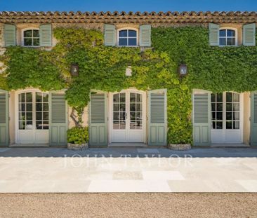 Maison à louer Mougins, Cote d'Azur, France8 500 EUR / Mois - Photo 2