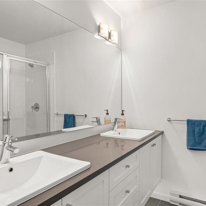 Freestyle/South Surrey - Grandview 3 Bedroom/ 2.5 Bathroom - Photo 1