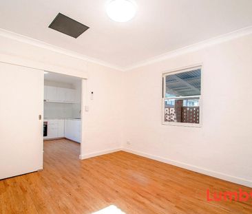 Modern Villa... Available to rent now! - Photo 5