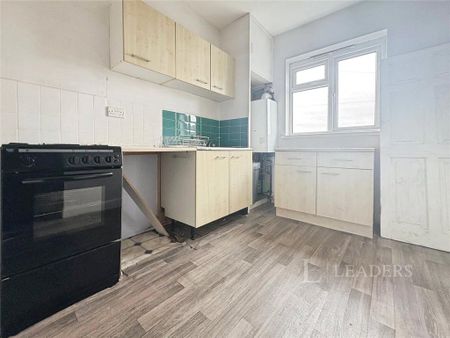 2 bedroom flat to rent - Photo 4