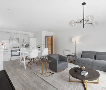 Flat to rent - Baring Road, London, SE12 - Photo 2