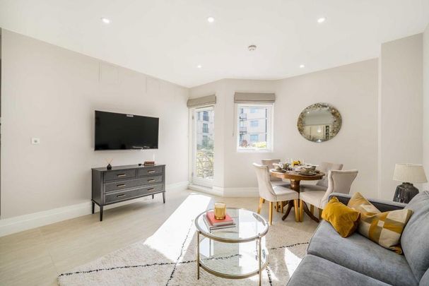 2 bedroom flat to rent - Photo 1