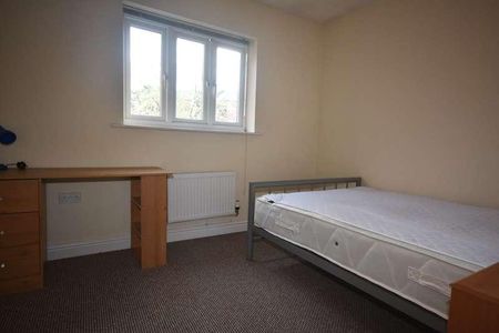 Reilly Street, Hulme, Manchester, M15 - Photo 2