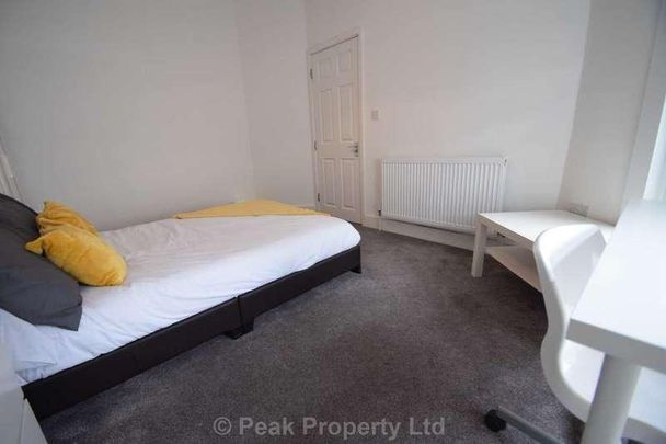 ?students? All Rooms Available! Student House Share -, St. Anns Road, Southend On Sea, SS2 - Photo 1