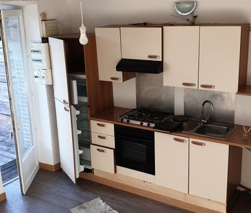 Location Appartement 34m² REMIREMONT 88200 - Photo 1