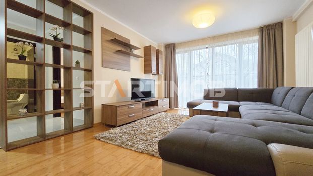 Apartament mobilat Central cu parcare - Fotografie 1