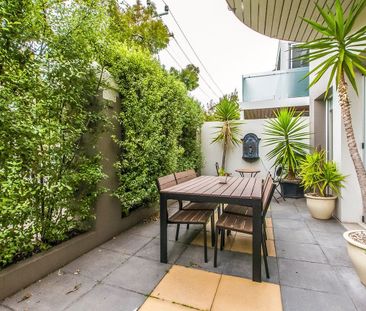 20 Swanston Street, Geelong - Photo 1