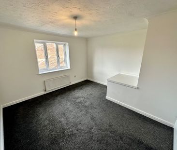 Petunia Way, Brandon - Photo 6