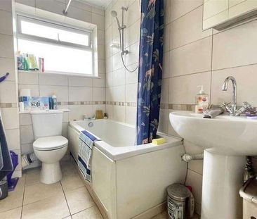 Springfield Road, Springfield, Chelmsford, CM2 - Photo 3