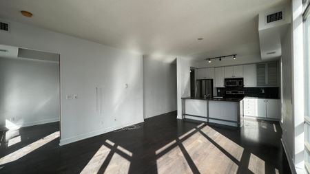 For Lease - 438 King Street Unit# 911, Toronto, Ontario - Photo 4
