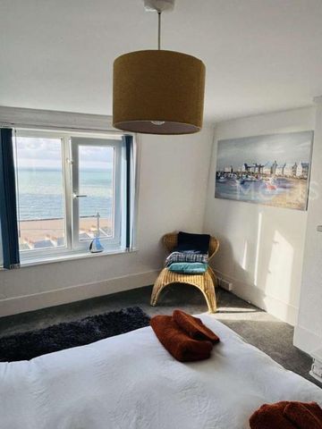 Albion Villas, Folkestone, CT20 - Photo 3