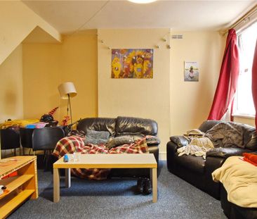 4 bedroom terraced house to rent - Photo 2