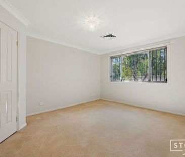 THREE BEDROOM DUPLEX IN GREAT LOCATION - Photo 2