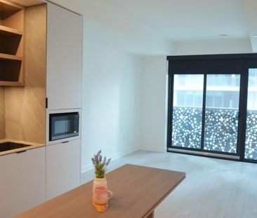 For Lease - 55 Charles Street Unit# #3209, Toronto, Ontario - Photo 2