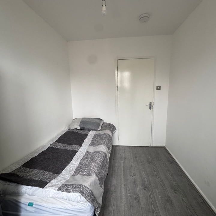 Room in a Shared House, Elland House, E14 - Photo 1