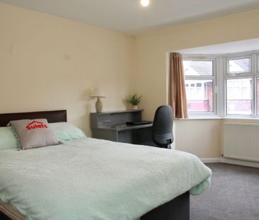 Kimberley Road (4 bed) - Photo 3
