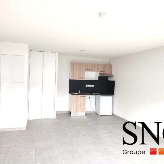 T2 AVEC BALCON ET PARKING - Photo 1