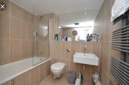 1 Bed Flat, East Street, LS9 - Photo 5