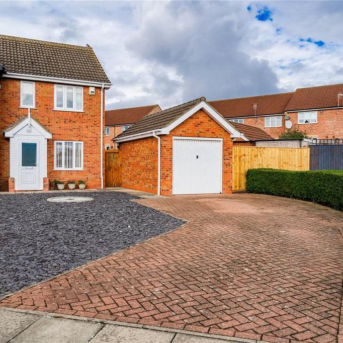 2 bedroom semi-detached house to rent - Photo 1