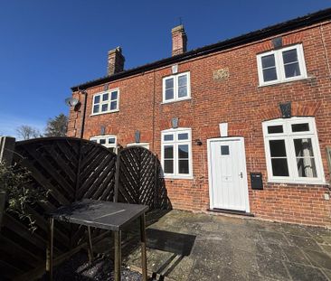 2 bedroom terraced house to rent - Photo 5