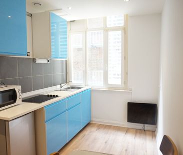 Location Appartement 1 pièce 27m² LILLE 59000 - Photo 4