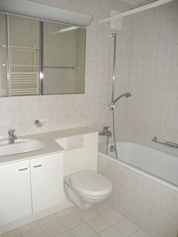 Schöne helle Wohnung, befristet bis 31.03.2207 - Photo 3