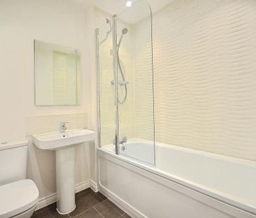 2 bedroom semi-detached house to rent - Photo 1