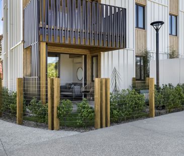 Brand New in Mount Albert! - Photo 4