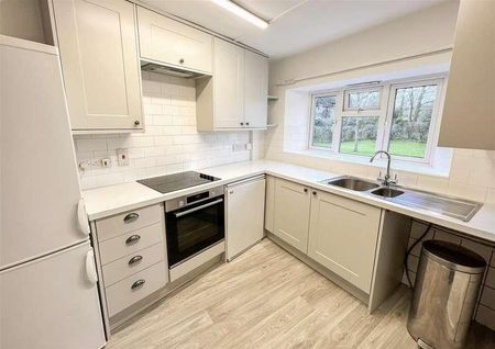 Corton, Warminster, BA12 - Photo 3