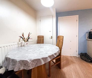 2 bedroom semi-detached house to rent - Photo 2