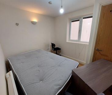 Crwys Road, Cardiff - Photo 2