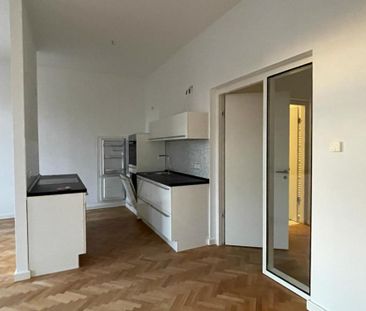 Luxus trifft Charme – Traumwohnung im Gründerzeitviertel - Photo 1