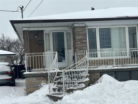 For Lease - 23 Davelayne Road, Toronto, Ontario - Photo 2