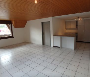 Gepflegt, mit offener Wohnküche - Photo 1